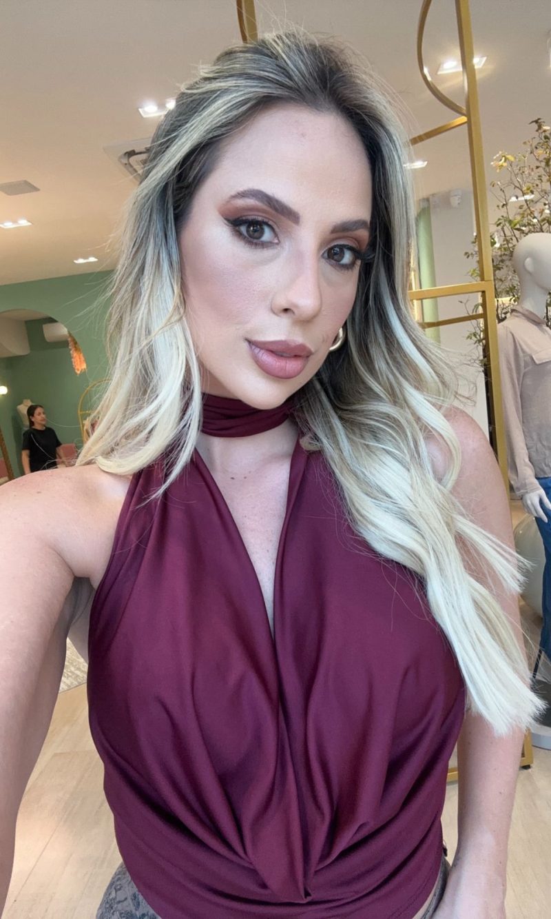 cropped decote marsala