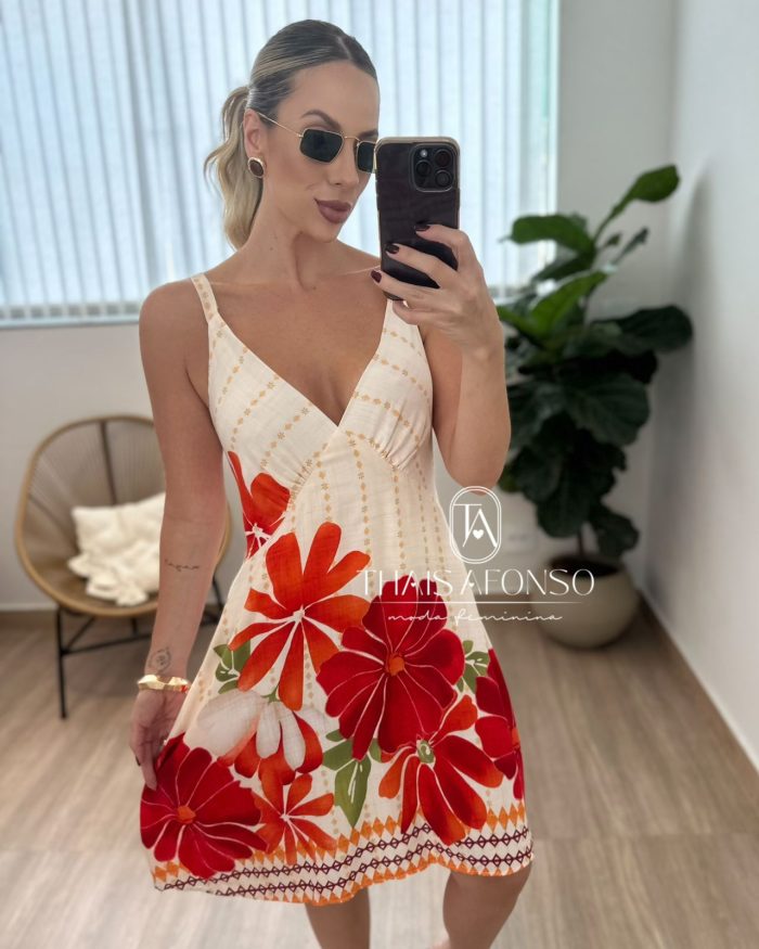 vestido alcinha curto off Único vestido alcinha curto off Único